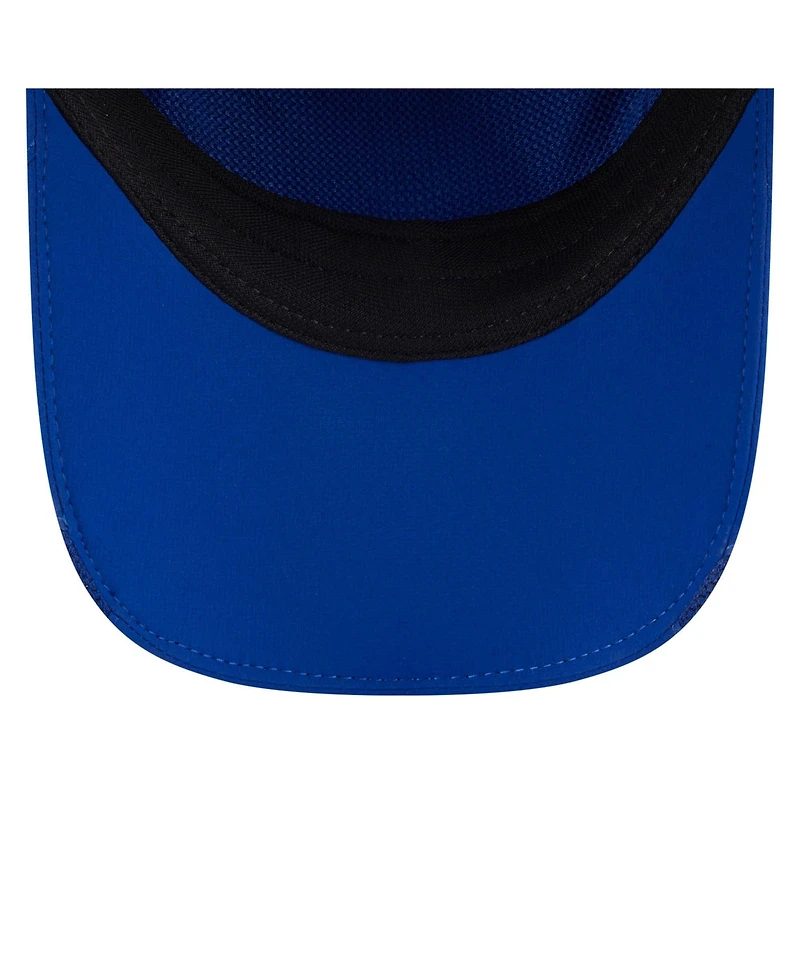 New Era Men's Royal New York Giants 2025 Sideline Runner Adjustable Hat