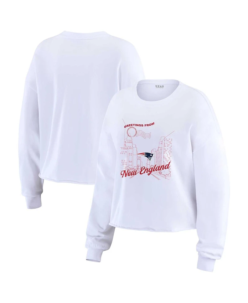 Wear by Erin Andrews Women's White New England Patriots Postcard Cropped Long Sleeve Top