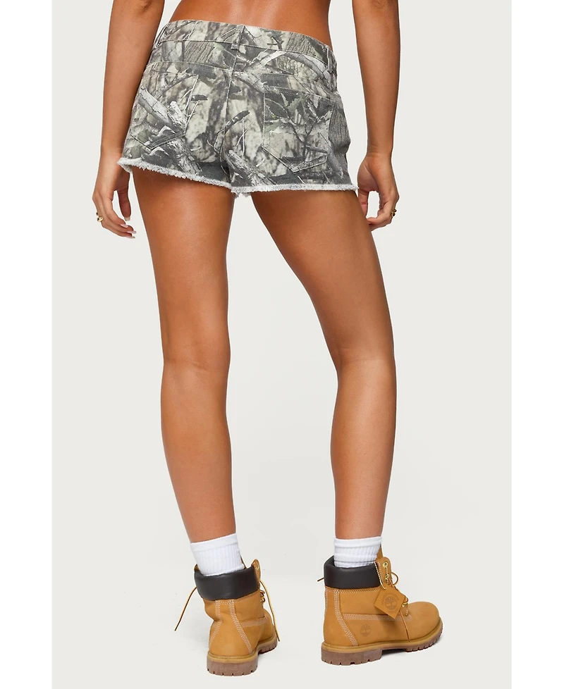 Edikted Womens Joyce Camo Low Rise Denim Shorts