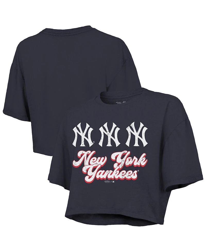 Majestic Women's Navy New York Yankees Boxy Crop T-Shirt