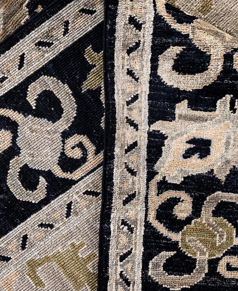 Adorn Hand Woven Rugs Serapi M0103-205 7'11"x9'10" Area Rug