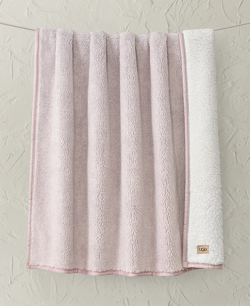 Ugg Classic UGGfluff Throw, 50" x 70"