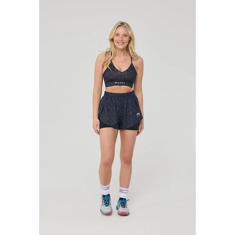 Oosc Women's Solid Medium Support Infinite Sports Bra