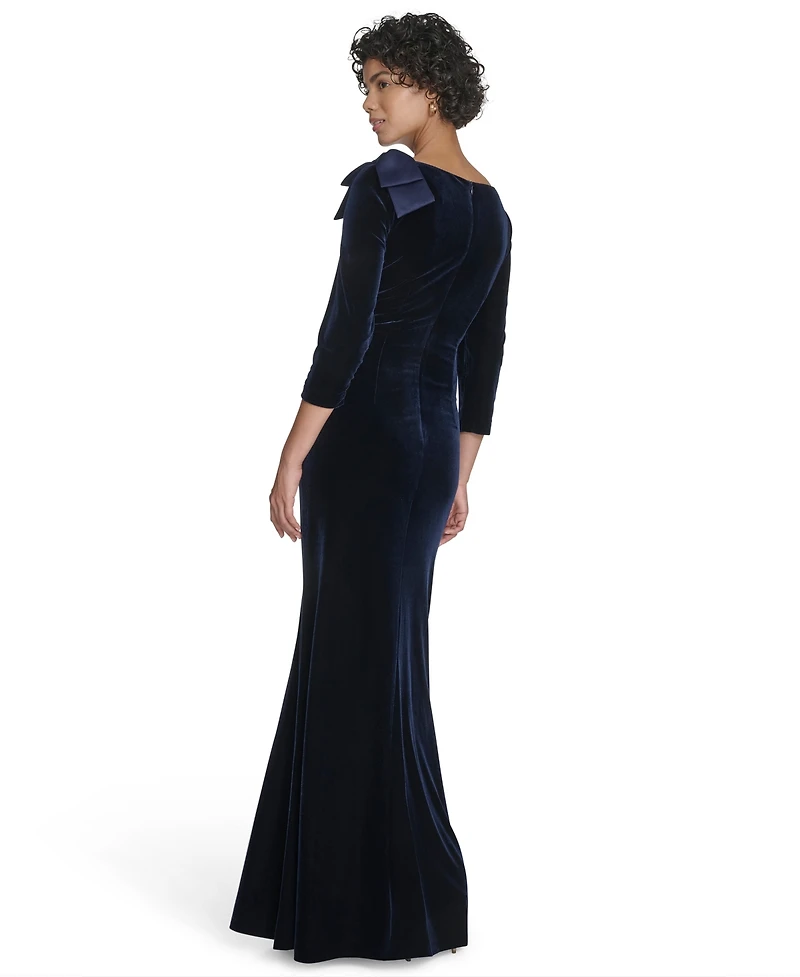 Jessica Howard Women's Elbow Sleeve Asymmetric Neck Gown