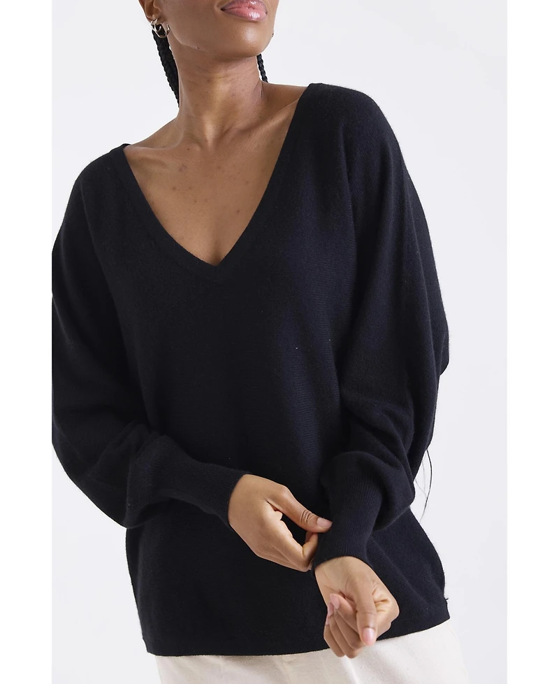 1982 Women's Paros Poncho V-Neck Cashmere Sweater