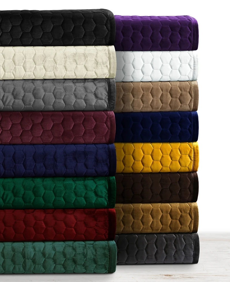 Tribeca Living Lugano Honeycomb Velvet Oversized Solid 3 piece Quilt Set