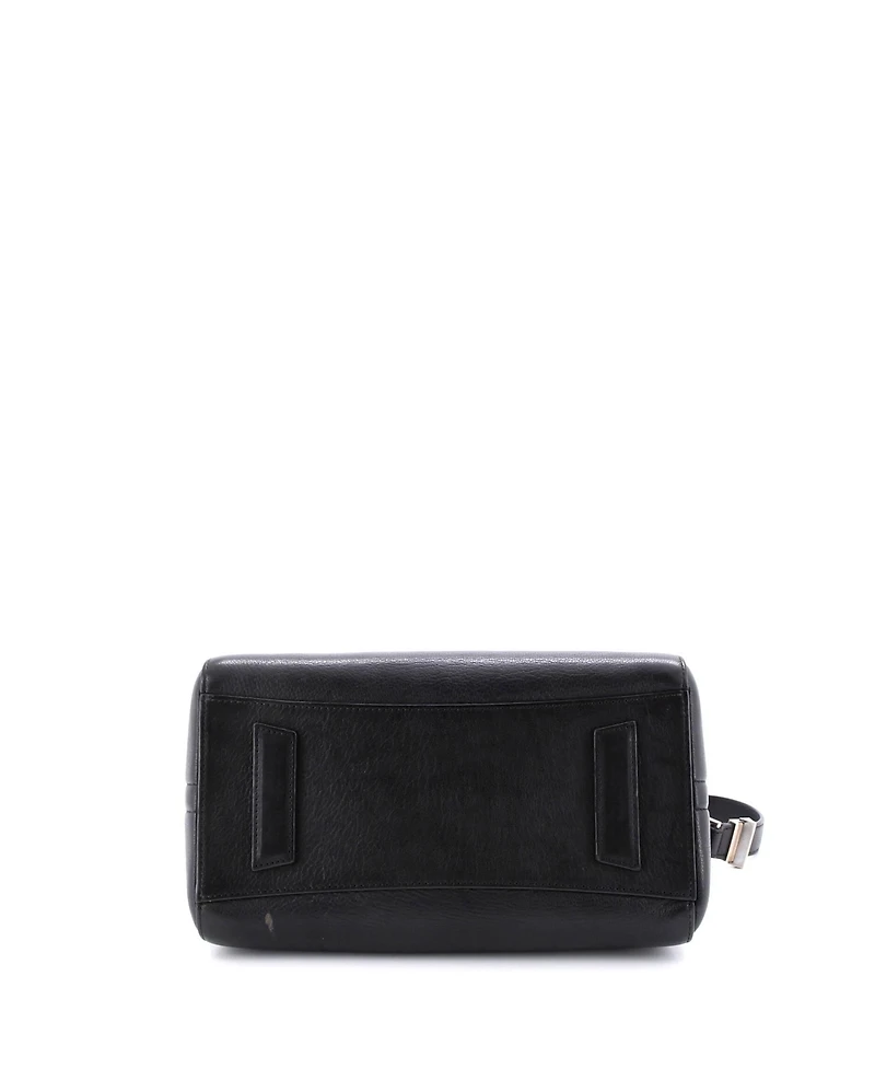 Pre-Owned Givenchy Small Antigona Bag Leather