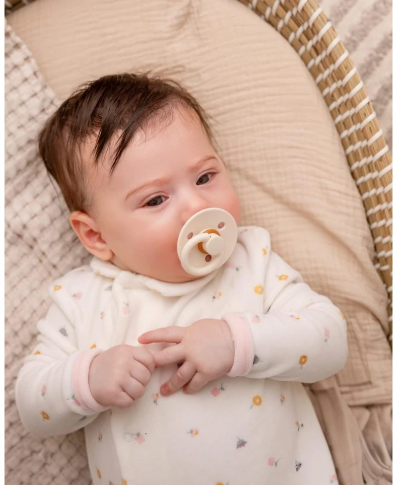 MeMoi Baby Girls "Lily Of The Valley" Snap Front Velour Footie