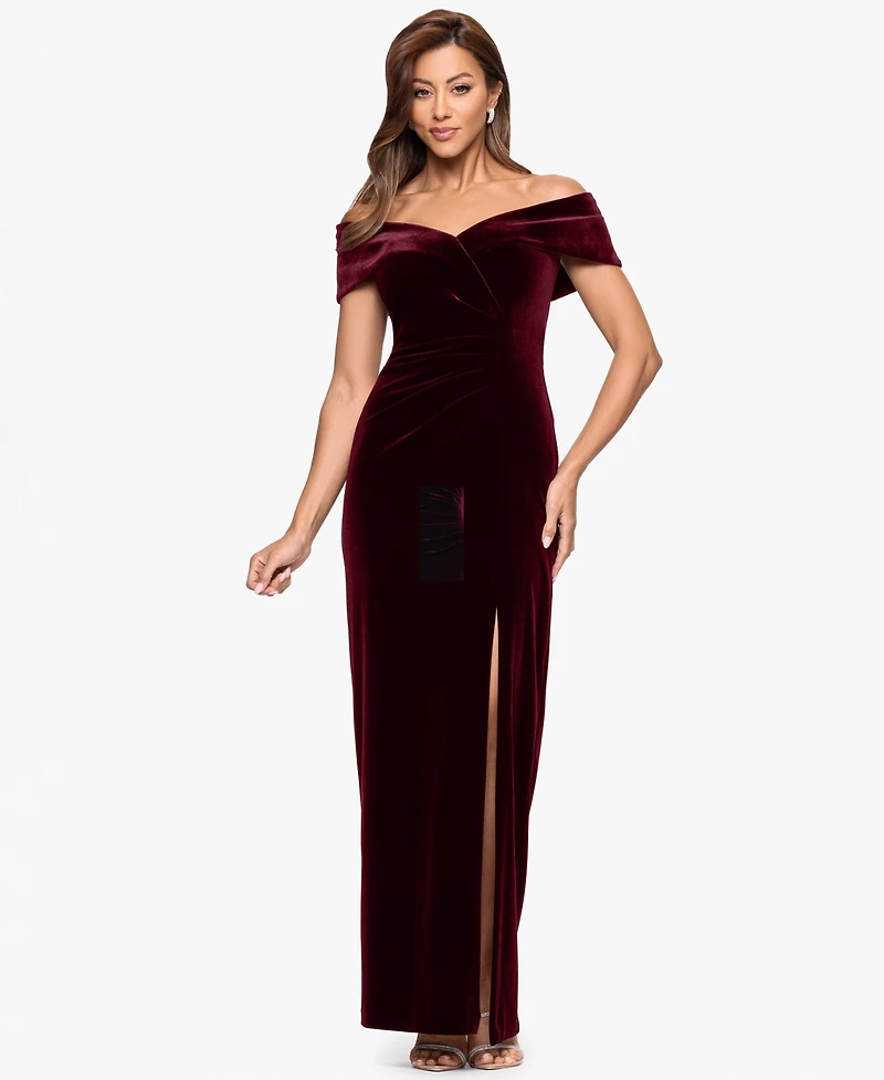 Xscape Petite Off-The-Shoulder Sweetheart Velvet Gown