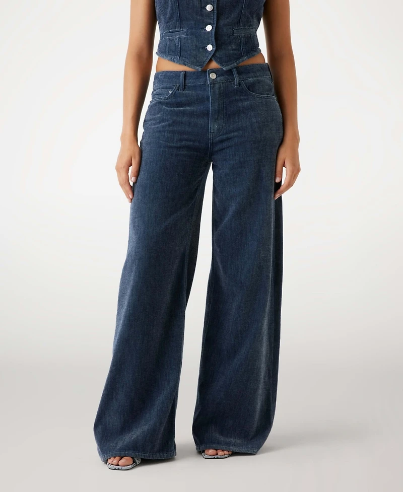 Guess Women's Bellflower Straight Leg Jeans