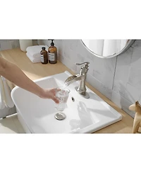 Single Hole Single-Handle Low-Arc Bathroom Faucet Matte Black