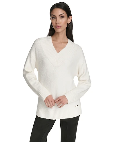 Halston Women's Chunky Boucle Long Sleeves Sweater