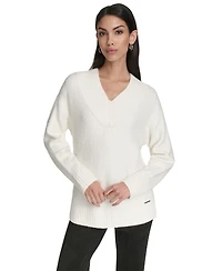 Halston Women's Chunky Boucle Long Sleeves Sweater