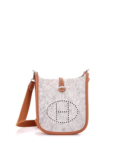 Pre-Owned Hermes Pm Evelyne Bag Gen Iii Felt