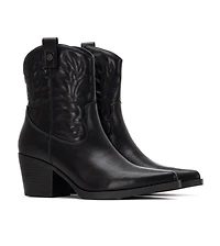 Xti Women's Embroidered Italian Western Booties By
