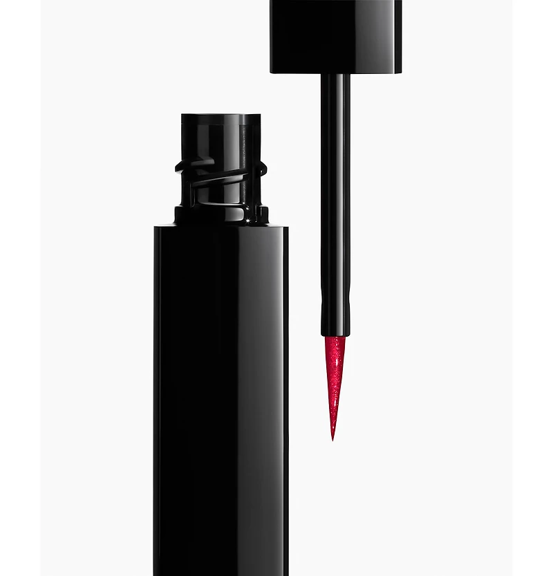 LE LINER DE CHANEL Liquid Eyeliner