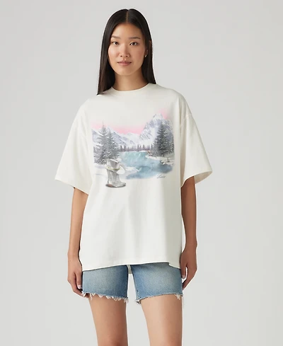 Levi's Women's Graphic Short Stack T-Shirt