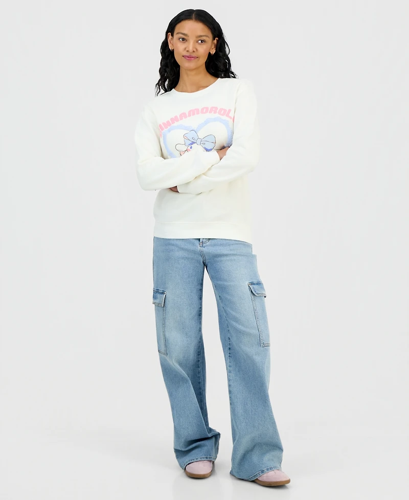 Love Tribe Juniors' Cinnamoroll Crewneck Sweatshirt