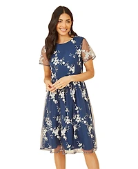 Yumi Women's Embroidered Floral Skater Dress
