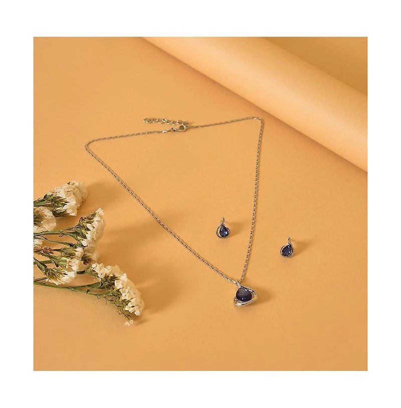 Sohi Women's Silver Plated Designer Jewellery Set