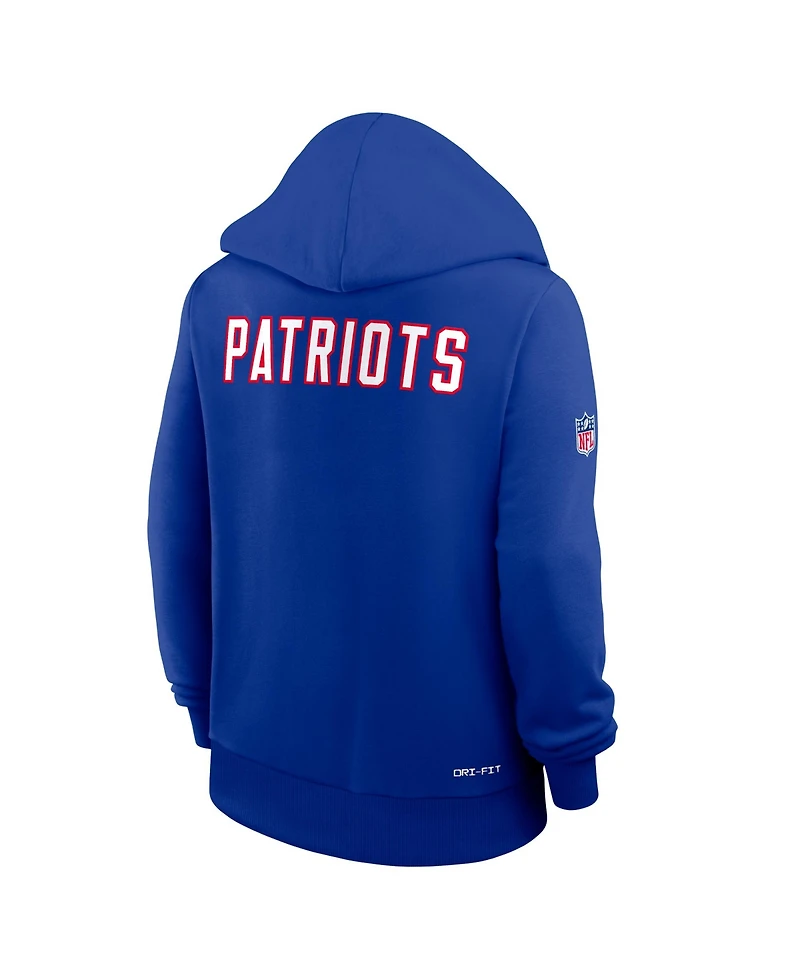 Nike Women's Royal New England Patriots Throwback Sideline Standard Issue Dri-fit Hoodie