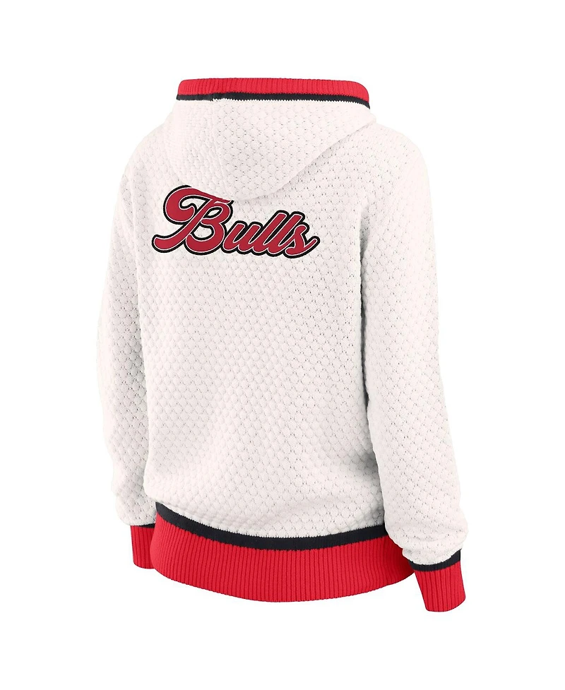 Wear by Erin Andrews Women's White Chicago Bulls Plus Hoodie Sweater