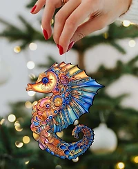 Designocracy Mosaic Seahorse Christmas Wood Ornament