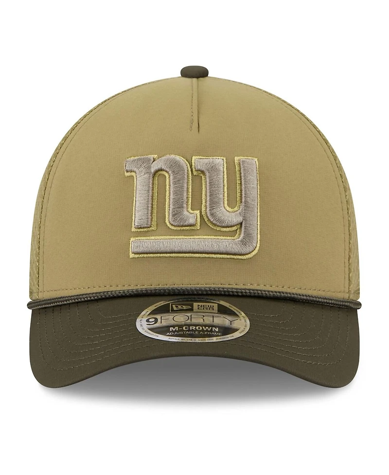 New Era Men's Green New York Giants 2025 Salute to Service 9FORTY A-Frame M-Crown Adjustable Hat