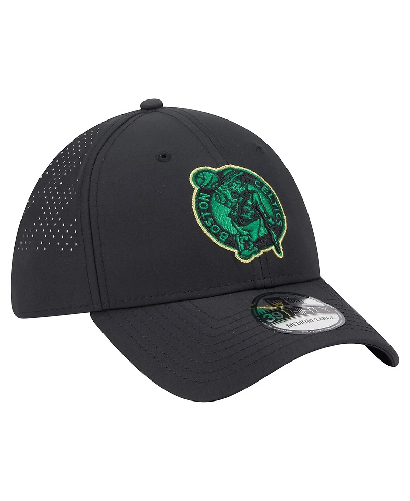 New Era Men's Black Boston Celtics Night 39THIRTY Flex Hat