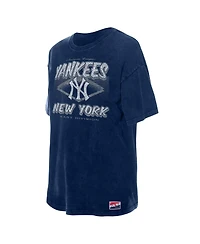 New Era Women's Navy New York Yankees Mineral Wash Oversized T-Shirt