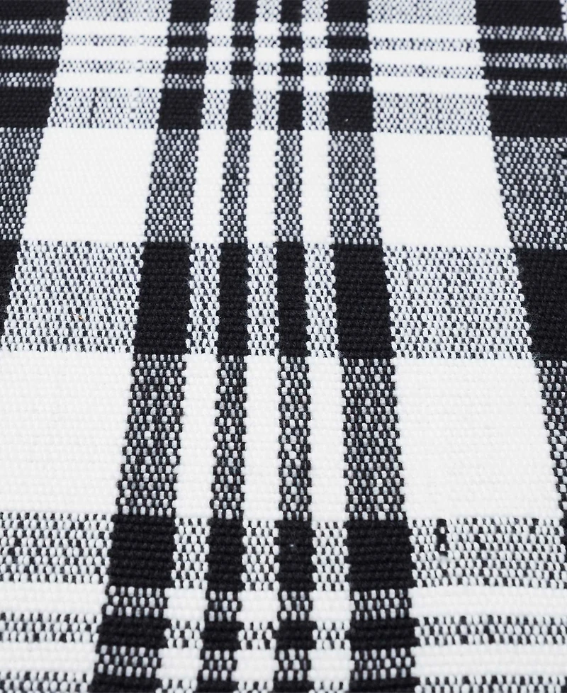 Vcny Home Plaid Indoor and Outdoor Layering Rug, 24" x 36"
