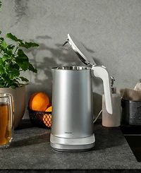 Zwilling Enfinigy 1-Liter Tea Kettle Pro