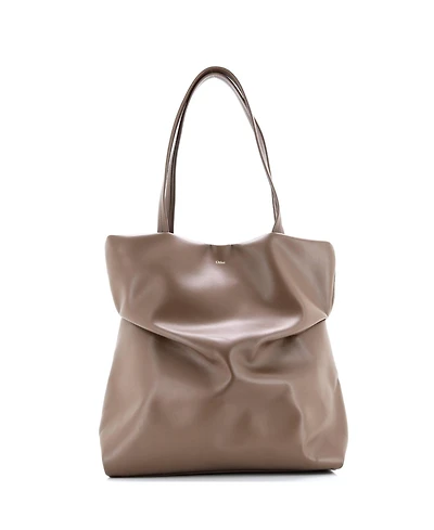Pre-Owned Chloe East West Judy Tote Leather
