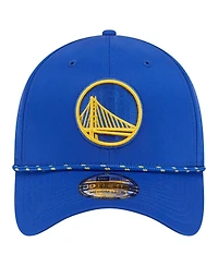 New Era Men's Royal Golden State Warriors Featherweight Poly Rope Flex 39Thirty Hat