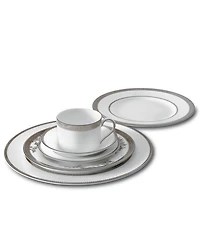 Vera Wang Wedgwood Dinnerware, Lace 5 Piece Place Setting