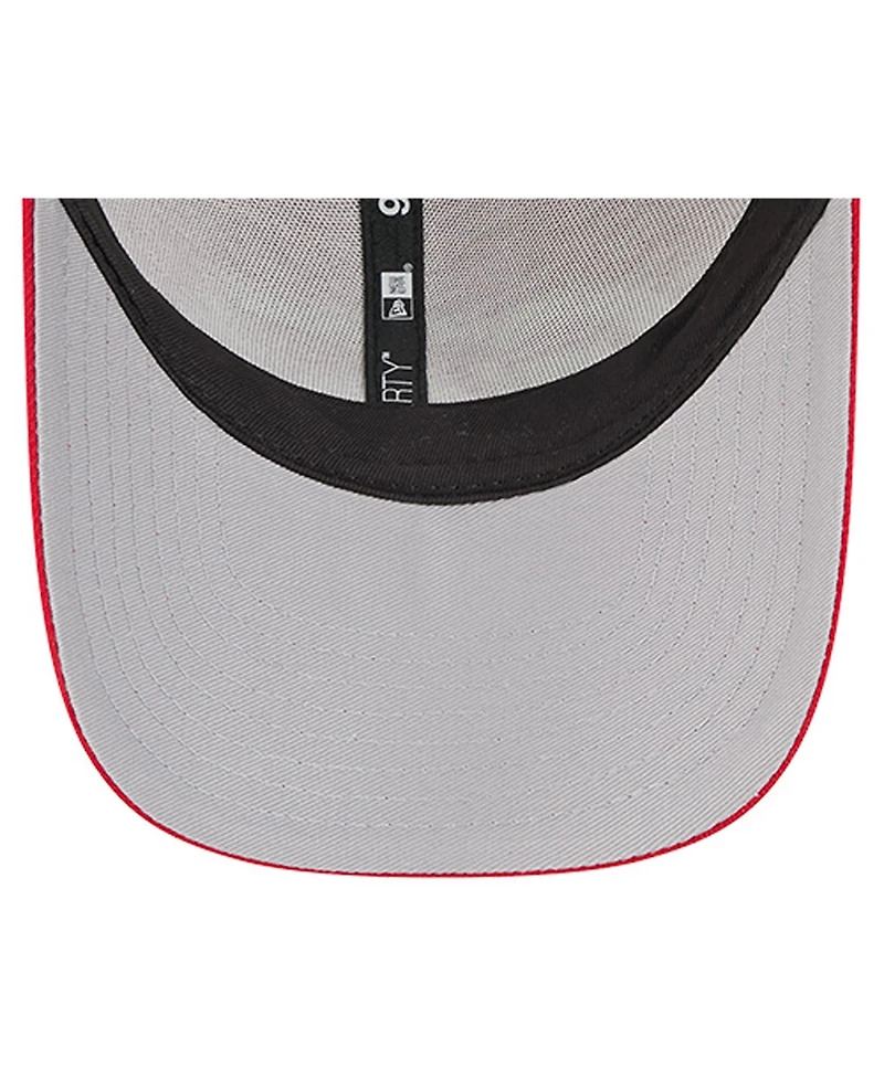 New Era Men's Red New York Giants Apple Trucker 9FORTY Adjustable Hat