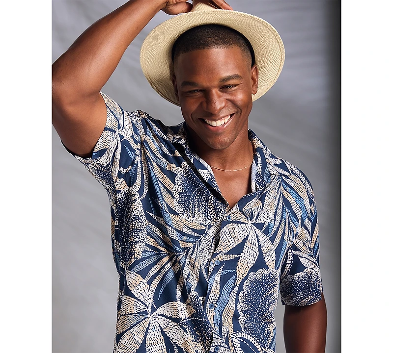 Cubavera Men's Pointillism Tropical Print Short Sleeve Button Down Shirt