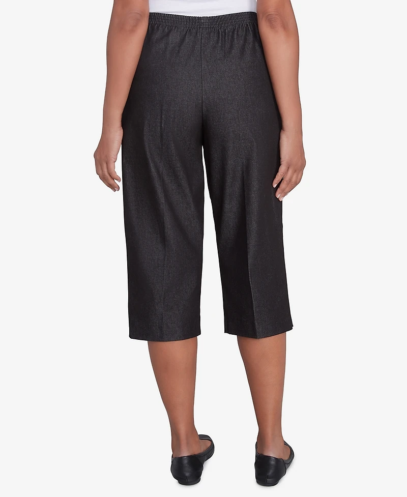 Alfred Dunner Petite Pull-On Capri Jeans