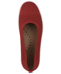 White Mountain Women's Naveen Fom Slip-on Sneaker