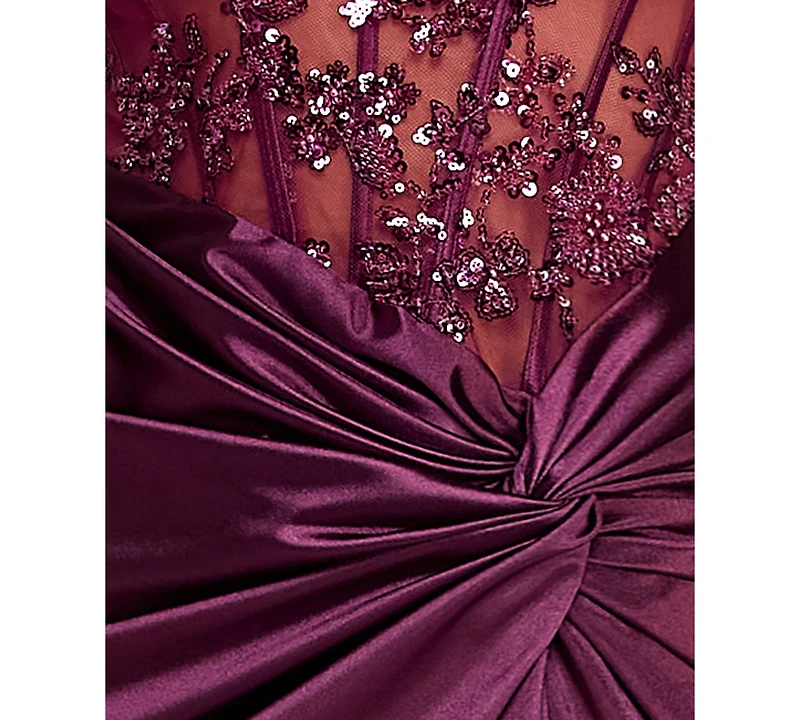 B Darlin Juniors' Sweetheart Neck Gown