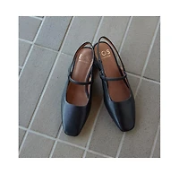 Eos Footwear Women's Sonu Flat