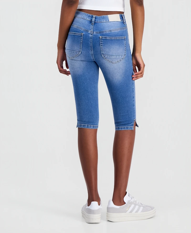 Dollhouse Juniors' Seam Front High-Rise Capri Jeans