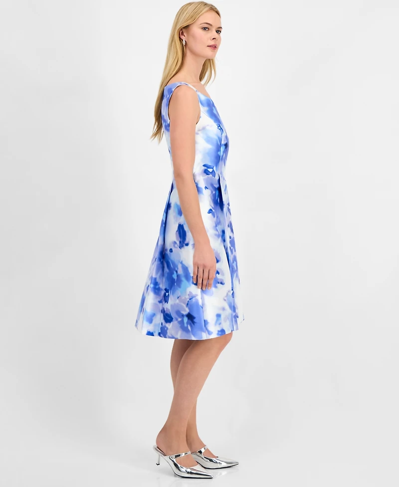 Connected Women's Scoop-Neck Satin Pleated-Waist Dress