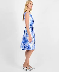 Connected Women's Scoop-Neck Satin Pleated-Waist Dress