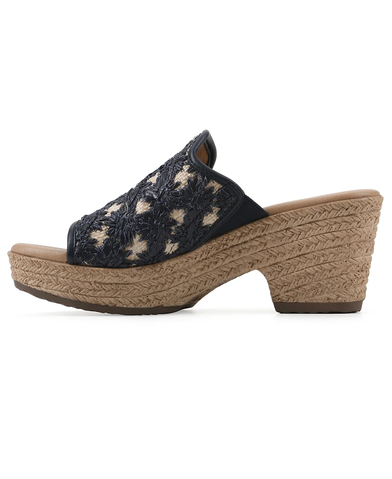 Cliffs by White Mountain Women's Bizzie Wedge Sandals