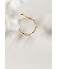Mother Of Pearl Daisy Charm Chain Bracelet