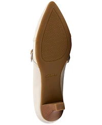 Clarks Women's Kepley Star Kitten Heel Dress Pumps