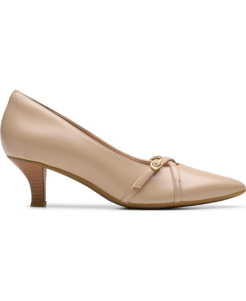Clarks Women's Kepley Star Kitten Heel Dress Pumps
