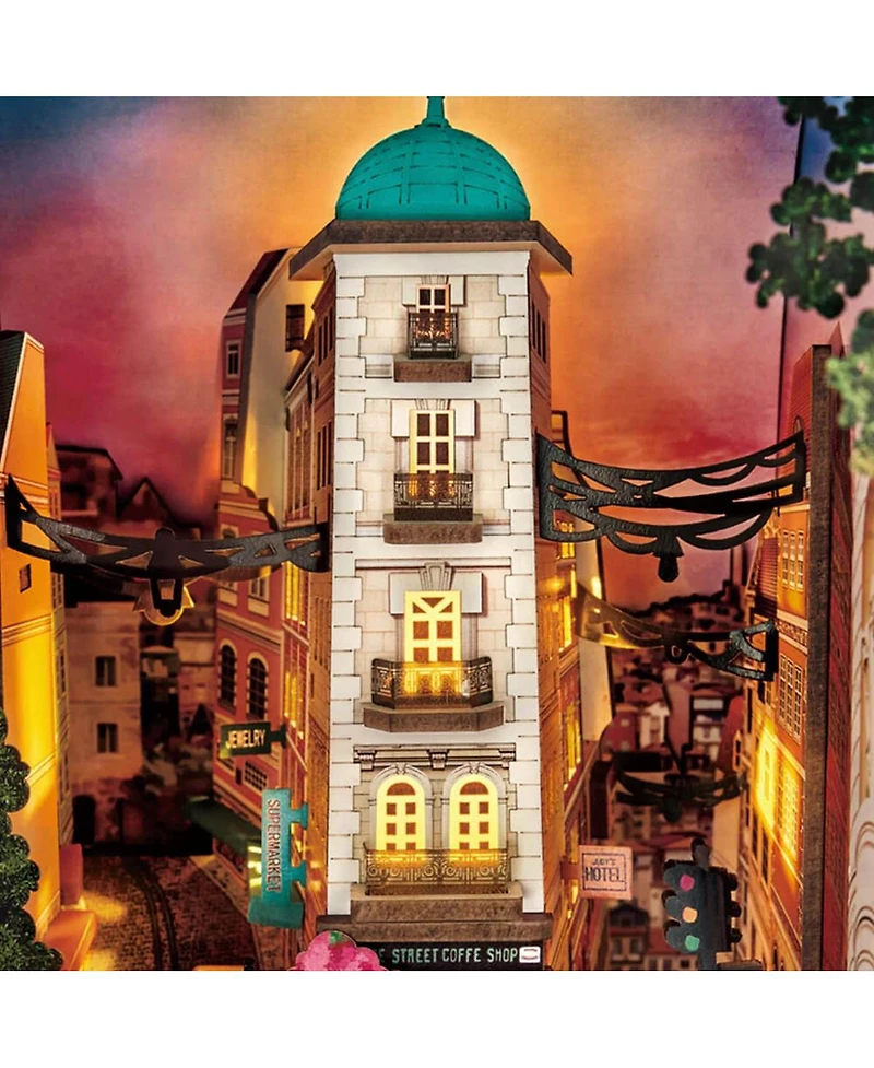 Flash Popup Diy 3D Book Nook Kit: Street Scene 196 pieces