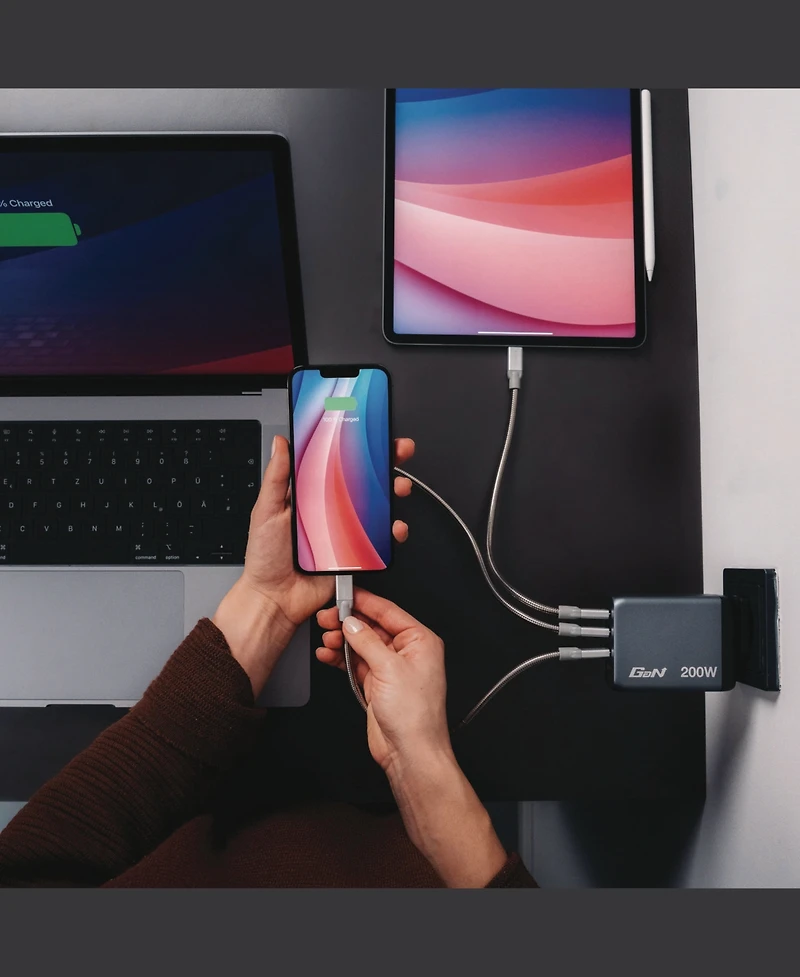 Verbatim Watts 4-Port GaN Wall Charger